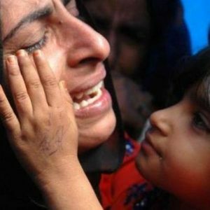 savasınkorkunckaranlığı HİKAYE