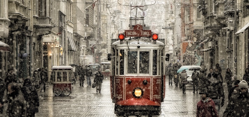 Hikaye Oku; "Bir Takım İnsanlar"